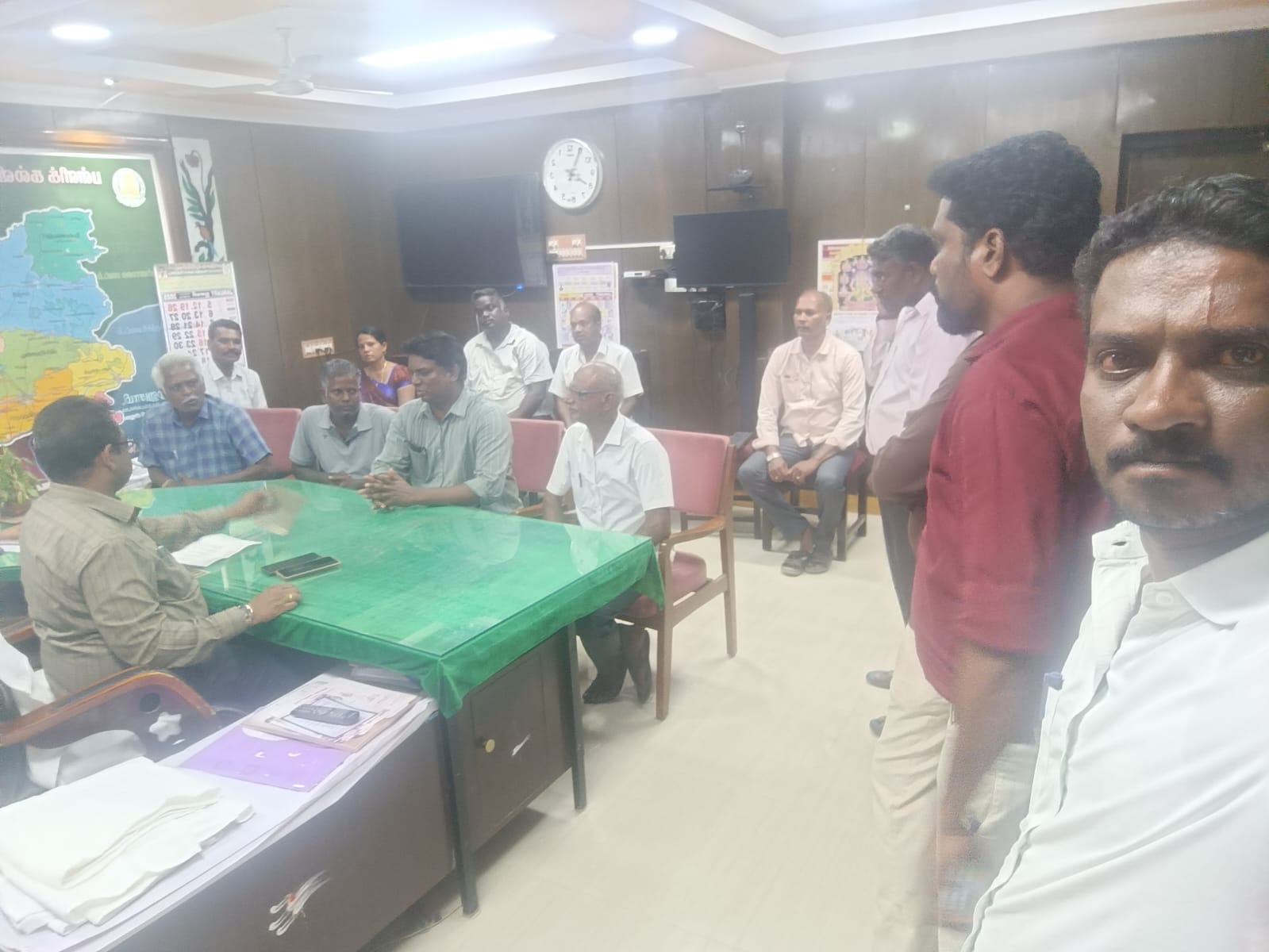 விழுப்புரம் மாவட்ட ஒரு பாடல்கள் மாவட்ட முதன்மை கல்வி அலுவலர் அவர்கள் உடனான சந்திப்பு
