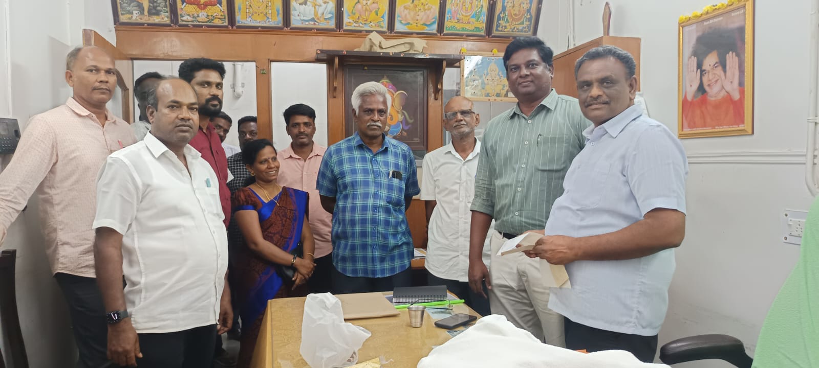 விழுப்புரம் மாவட்ட ஒரு பாடல்கள் மாவட்ட முதன்மை கல்வி அலுவலர் அவர்கள் உடனான சந்திப்பு