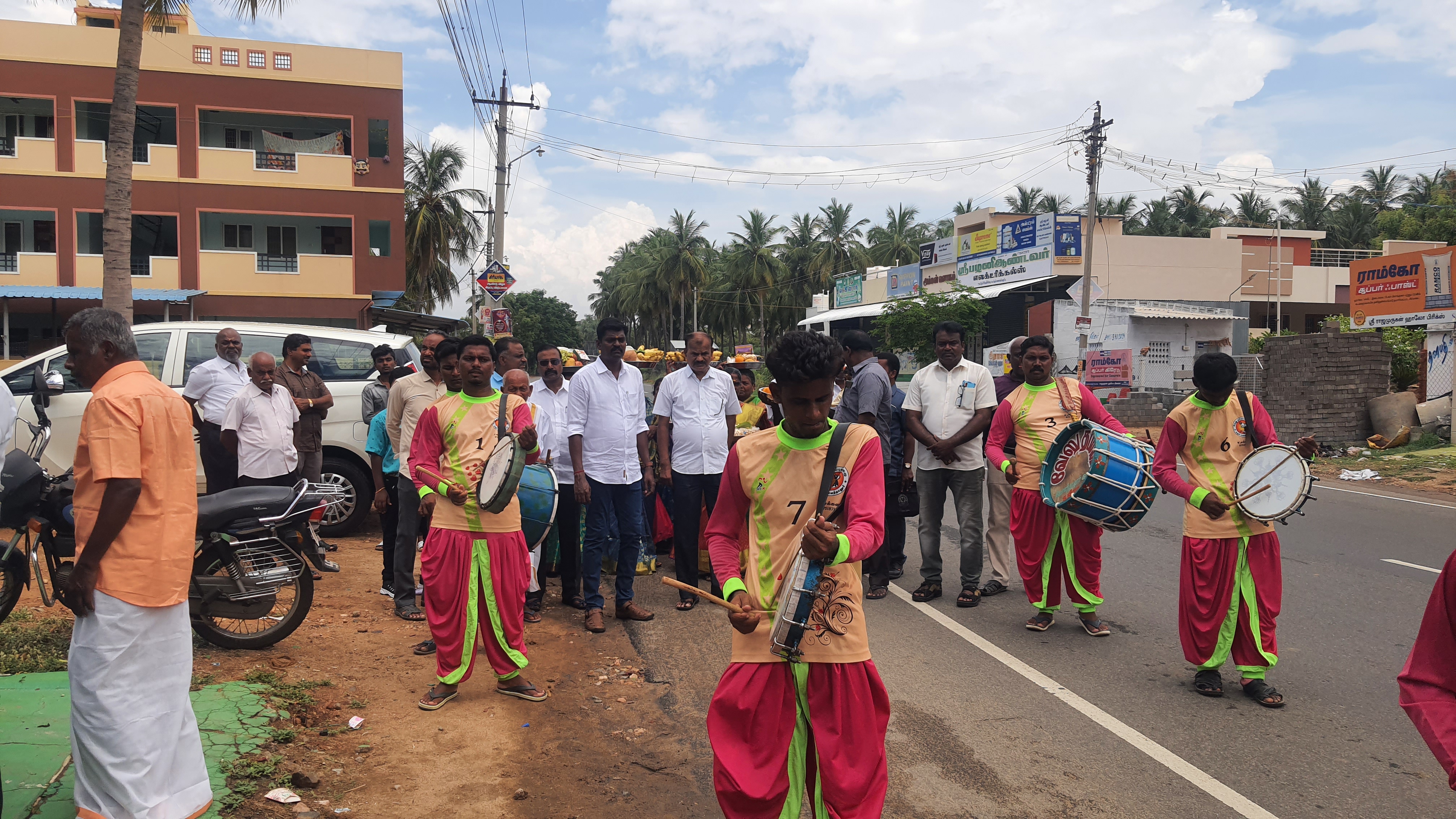 கரூர் மாவட்ட உடற்கல்வி ஆசிரியர் பணி நிறைவு பாராட்டு விழா 30.4.23